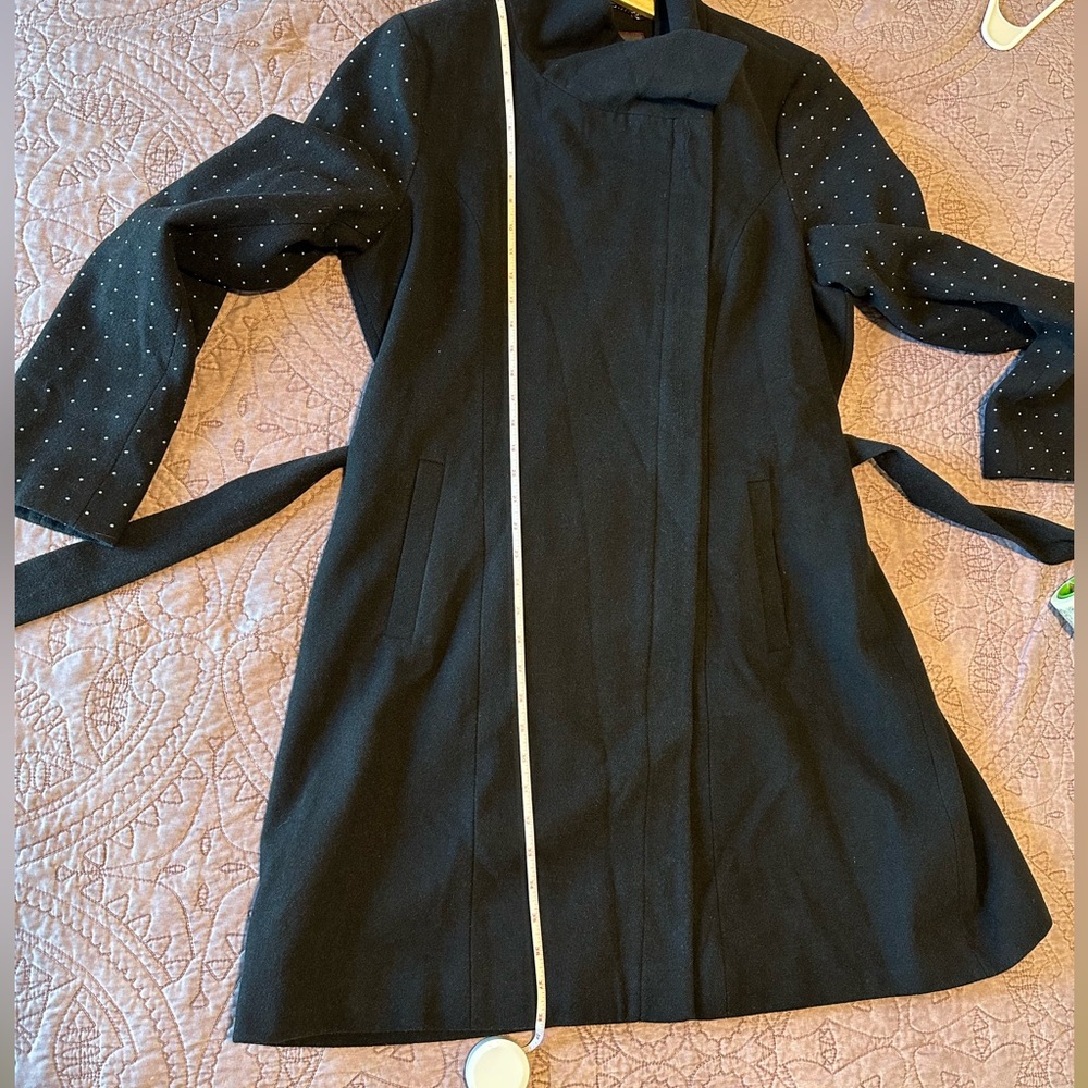 Vince Camuto long warm coat with silver metal studded sleeves in XL - Black - Picture 13 of 16